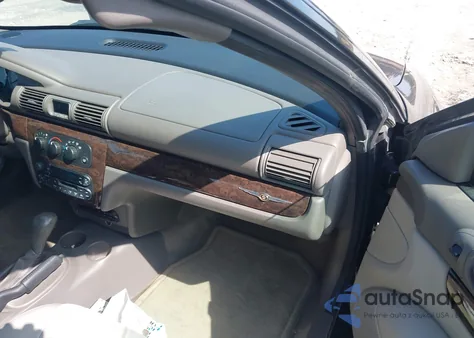 2004 Chrysler Sebring Limited из США, поврежденный, VIN 1C3EL65R24N190078